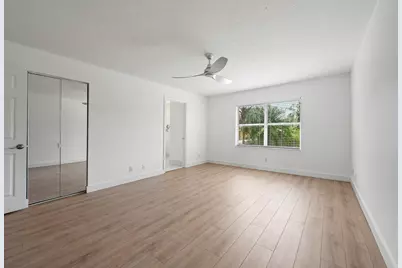1045 Aspri Way, Riviera Beach, FL 33418 - Photo 14