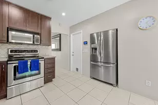 4780 NE 7th Ave, Oakland Park, FL 33334 - Photo 30