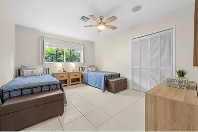 4780 NE 7th Avenue, Oakland Park, FL 33334 - Photo 22