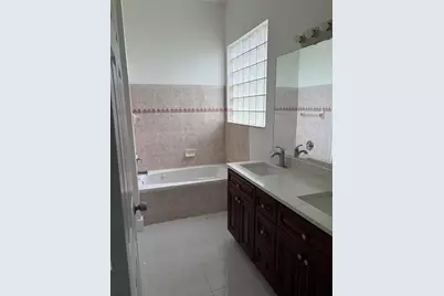 2514 NW 4th Court, Pompano Beach, FL 33069 - Photo 12