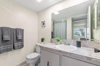 196 Piedmont E, Delray Beach, FL 33484 - Photo 20