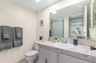 196 Piedmont E, Delray Beach, FL 33484 - Photo 20