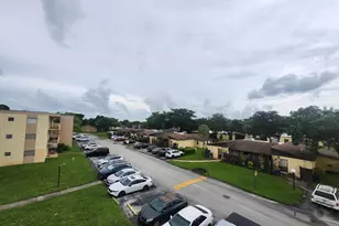 351 Cambridge Rd, Hollywood, FL 33024 - Photo 4