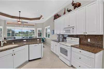 8066 Rossini Way, Lake Worth, FL 33467 - Photo 16