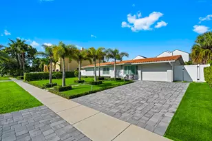881 NE 4th Ave, Boca Raton, FL 33432 - Photo 14