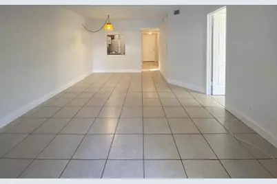 9000 NW 28th Drive #209, Coral Springs, FL 33065 - Photo 4