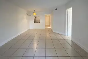 9000 NW 28th Dr, Coral Springs, FL 33065 - Photo 4