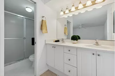 2025 Lavers Circle #D204, Delray Beach, FL 33444 - Photo 8