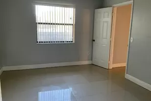 9157 NW 1st Ct, Pembroke Pines, FL 33024 - Photo 20