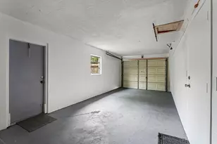 306 Riomar Dr, Port Saint Lucie, FL 34952 - Photo 20
