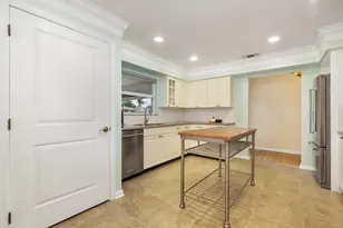 2607 Colgate Ln, Lake Worth Beach, FL 33460 - Photo 8