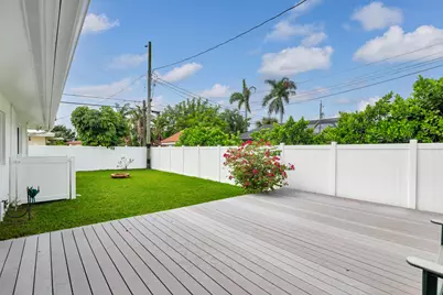 2607 Colgate Lane, Lake Worth Beach, FL 33460 - Photo 30