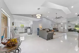 11835 N 47th Road N, The Acreage, FL 33411 - Photo 10