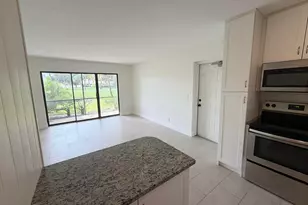 1112 Green Pine Blvd, West Palm Beach, FL 33409 - Photo 2