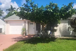 7883 Blairwood Cir S, Lake Worth, FL 33467 - Photo 16