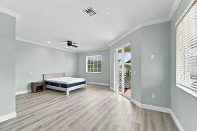 712 SE 2nd Street, Pompano Beach, FL 33060 - Photo 10