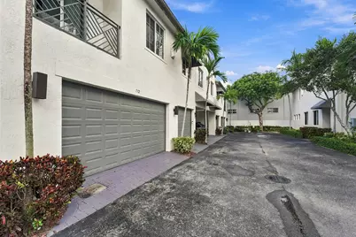 712 SE 2nd Street, Pompano Beach, FL 33060 - Photo 2