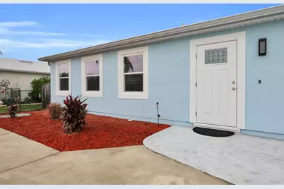 2849 SE Nance Street, Port Saint Lucie, FL 34984 - Photo 4