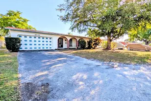 8528 Windsor Dr, Miramar, FL 33025 - Photo 1