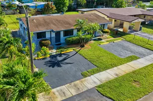 837 NW 41st St, Oakland Park, FL 33309 - Photo 2