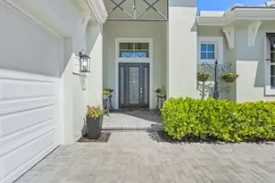 2309 SE Canopy Cove Ln, Port Saint Lucie, FL 34984 - Photo 2