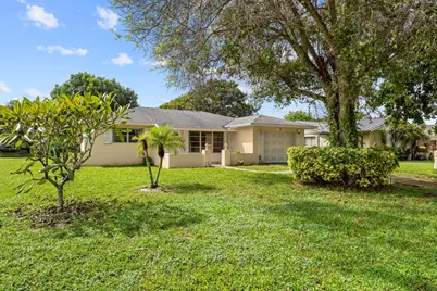 138 Sandpiper Avenue, Royal Palm Beach, FL 33411 - Photo 2