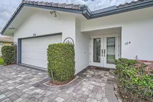 104 St Cloud Ln, Boca Raton, FL 33431 - Photo 2