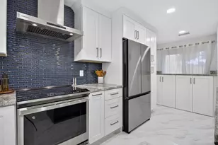 1593 Springside Dr, Weston, FL 33326 - Photo 6