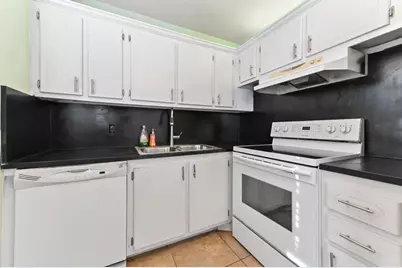 277 Northampton N, West Palm Beach, FL 33417 - Photo 8
