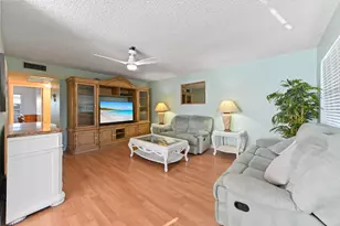 277 Northampton N, West Palm Beach, FL 33417 - Photo 4