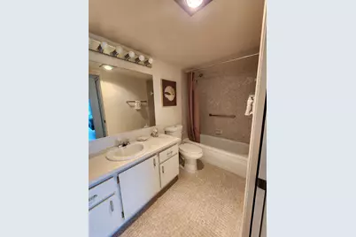 4033 Hythe B #4033, Boca Raton, FL 33434 - Photo 6