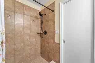 572 High Point Dr, Delray Beach, FL 33445 - Photo 18