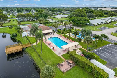 572 High Point Drive #D, Delray Beach, FL 33445 - Photo 32
