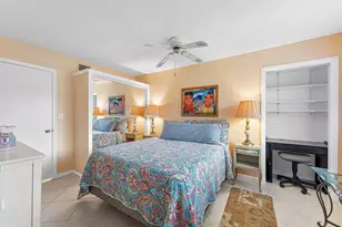 572 High Point Dr, Delray Beach, FL 33445 - Photo 16