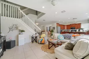 9870 Warner Ln, Wellington, FL 33414 - Photo 16