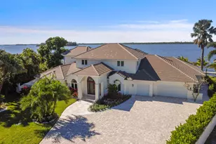 526 Point Ln, Vero Beach, FL 32963 - Photo 58