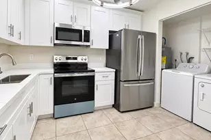 1911 NW 94th Ave, Coral Springs, FL 33071 - Photo 2