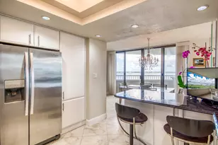 5070 N Ocean Dr, Singer Island, FL 33404 - Photo 14