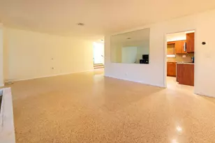 1185 NE 176th St, North Miami Beach, FL 33162 - Photo 10