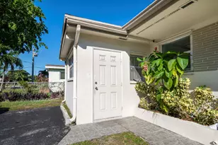1185 NE 176th St, North Miami Beach, FL 33162 - Photo 22