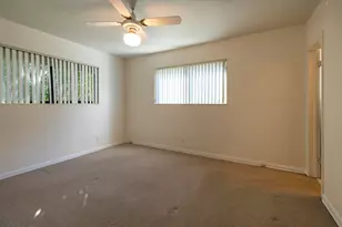 1185 NE 176th St, North Miami Beach, FL 33162 - Photo 12