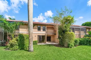 22068 Las Brisas Cir, Boca Raton, FL 33433 - Photo 1