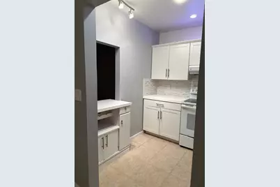 83 Easthampton D, West Palm Beach, FL 33417 - Photo 2