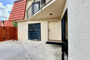 3870 Victoria Dr, West Palm Beach, FL 33406 - Photo 8
