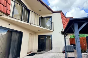 3870 Victoria Dr, West Palm Beach, FL 33406 - Photo 6