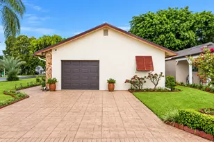 5611 SW 97th Terrace, Cooper City, FL 33328 - Photo 2