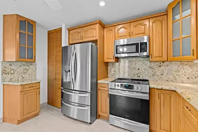 5611 SW 97th Terrace, Cooper City, FL 33328 - Photo 8