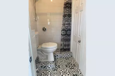 570 NE 47th Court, Deerfield Beach, FL 33064 - Photo 20