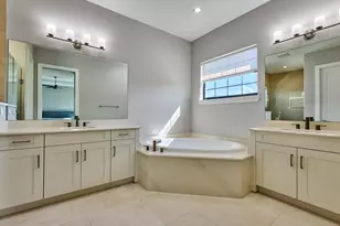 2807 Gin Berry Way, West Palm Beach, FL 33401 - Photo 18