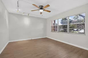 850 SW 133rd Terrace, Pembroke Pines, FL 33027 - Photo 8